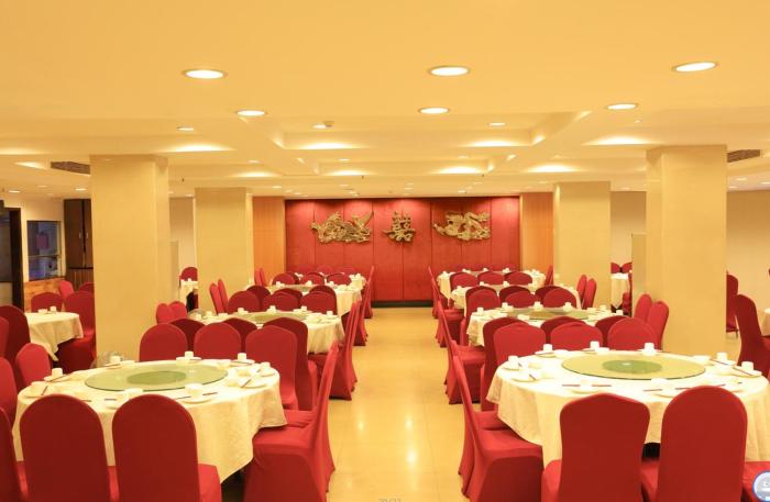 five rams city hotel