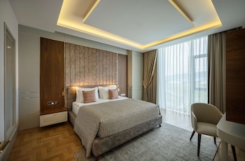 concorde tower and casino and convention and spa