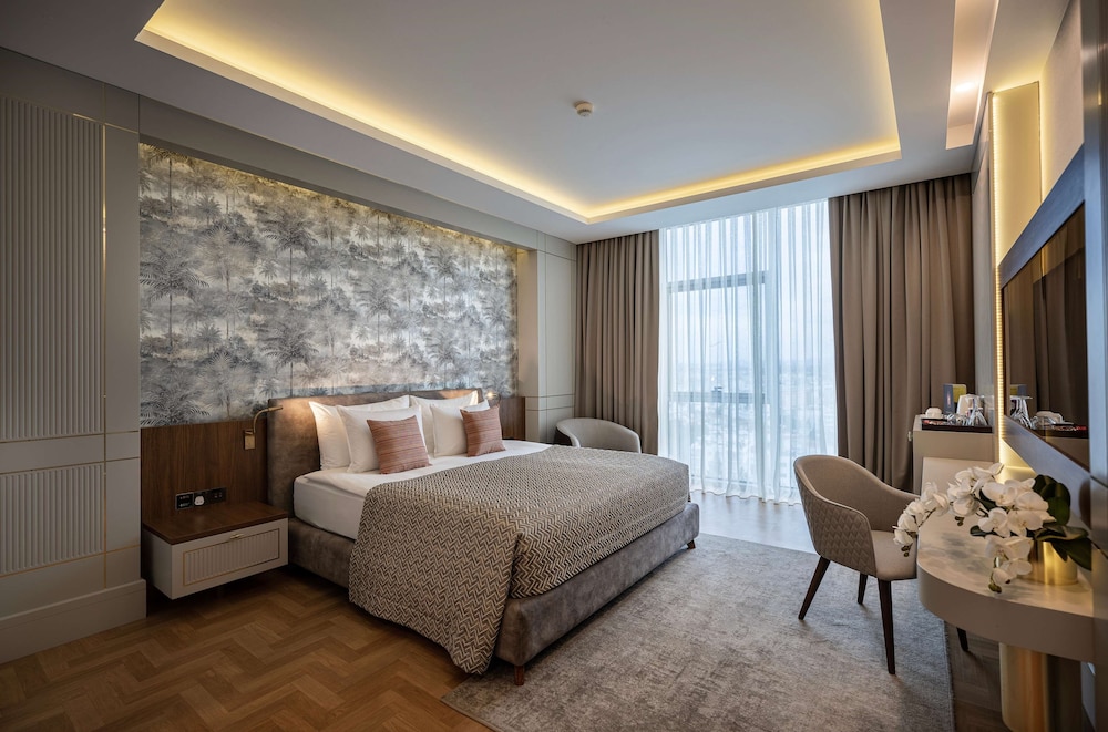 concorde tower and casino and convention and spa