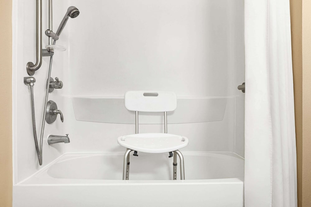 spark by hilton savannah south i 95