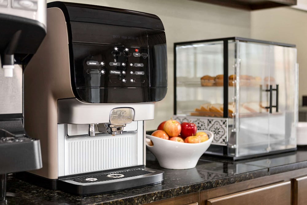 spark by hilton savannah south i 95