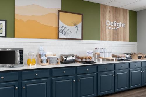 spark by hilton savannah south i 95