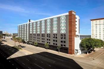 hilton garden inn lax los angeles airport