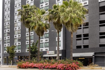 hilton garden inn lax los angeles airport