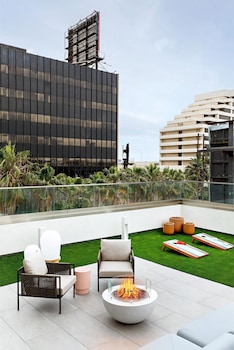 hilton garden inn lax los angeles airport