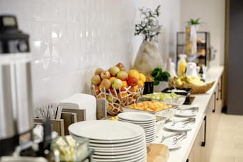 hilton garden inn lax los angeles airport