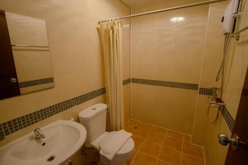 roomquest kalim beach