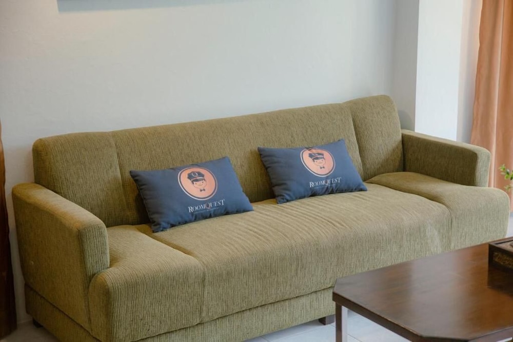 roomquest kalim beach