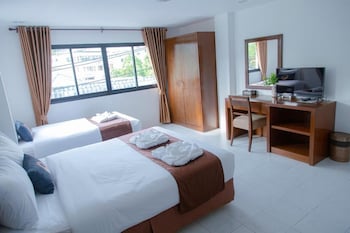 roomquest kalim beach