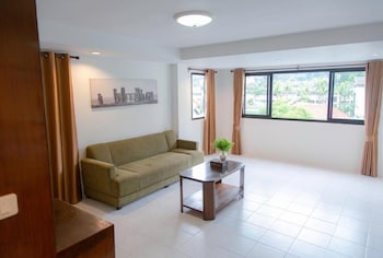 roomquest kalim beach