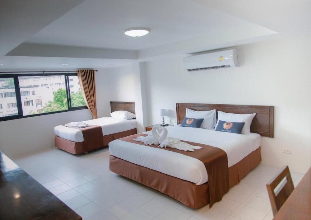 roomquest kalim beach