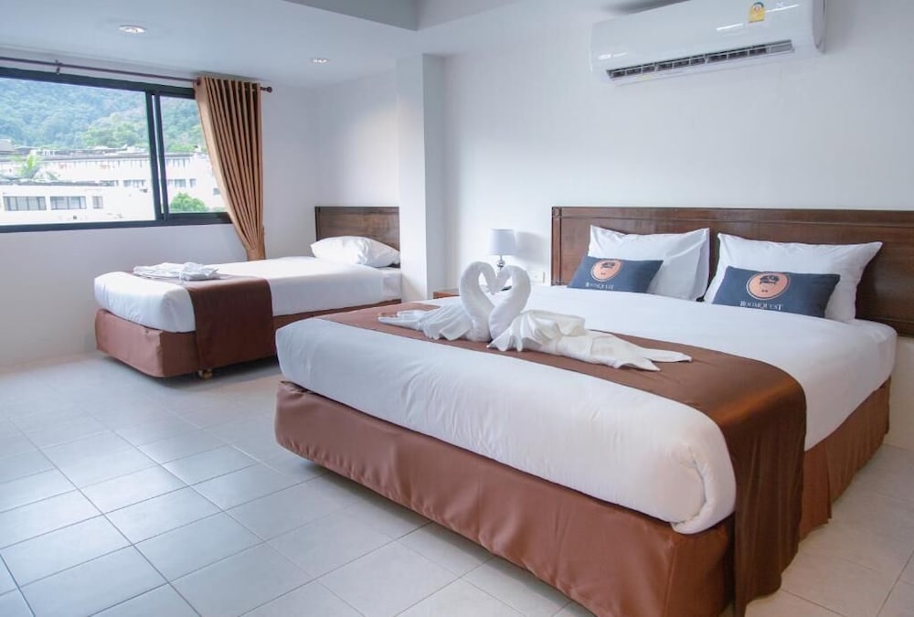 roomquest kalim beach