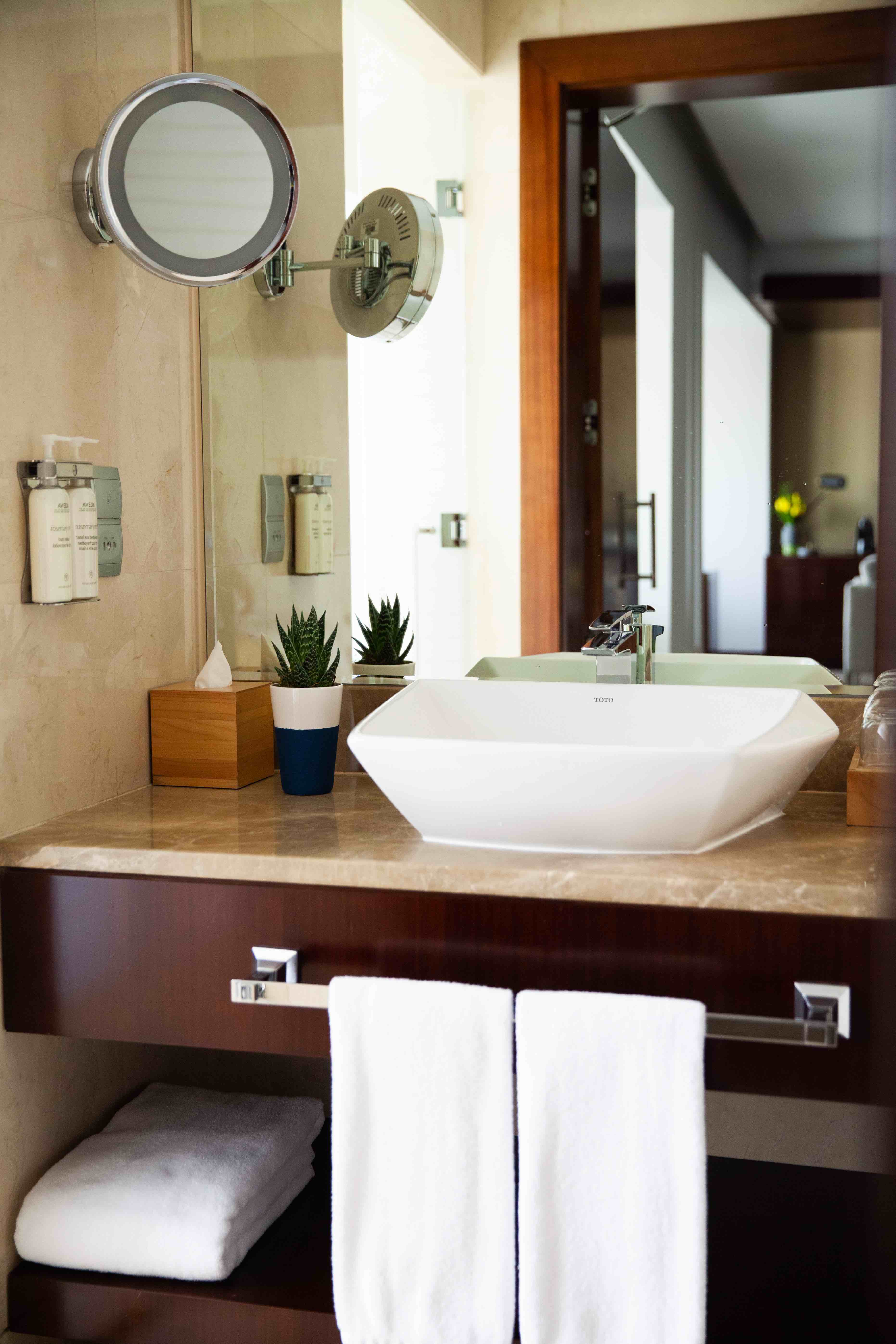 voco dubai by ihg
