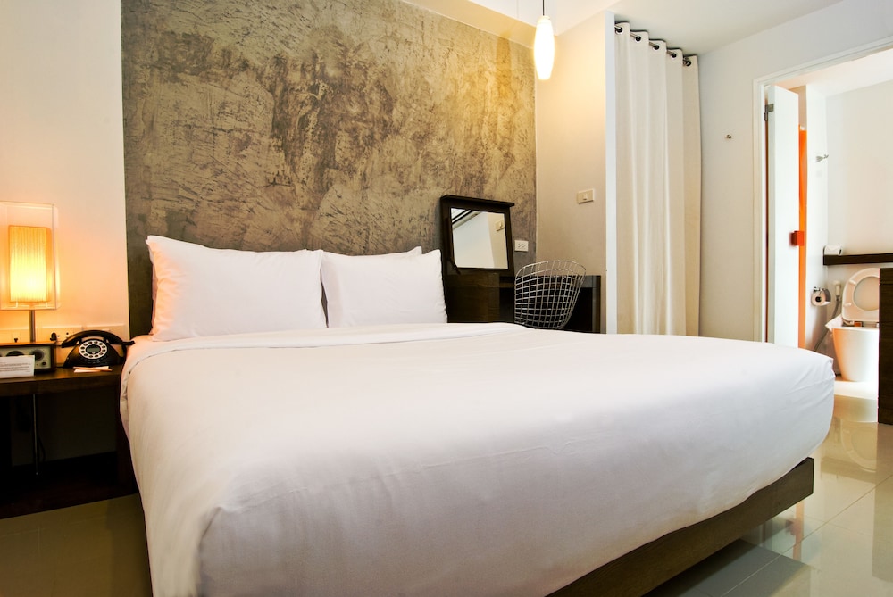 the album hotel