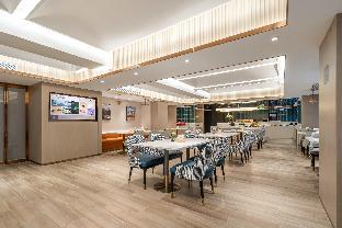 atour hotel nanchang bayi square provincial tv station