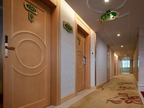 vienna international hotel shenzhen futian district jingtian