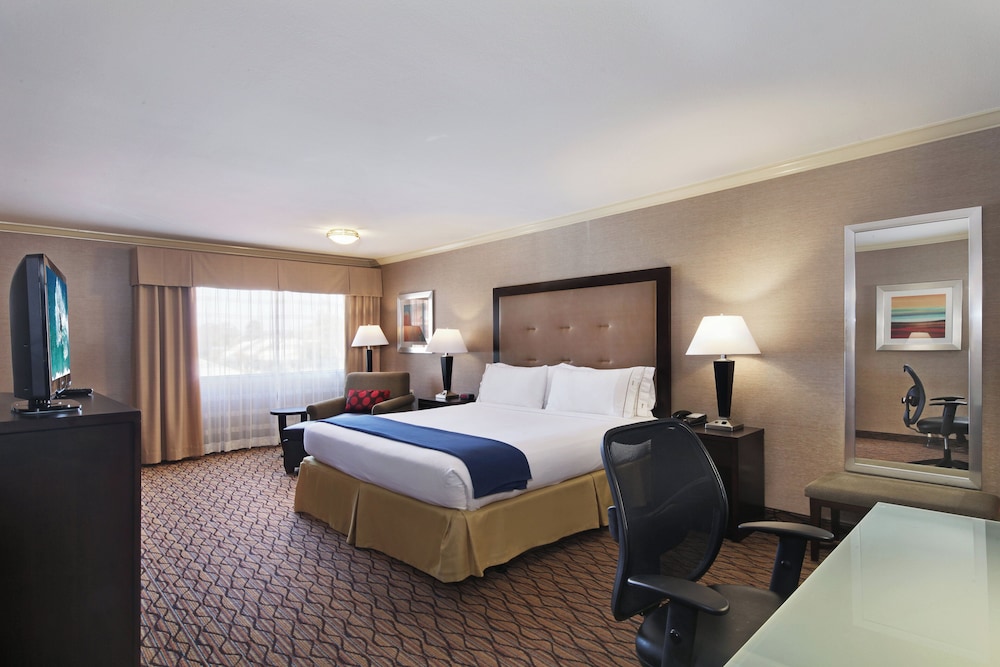 holiday inn express port hueneme by ihg