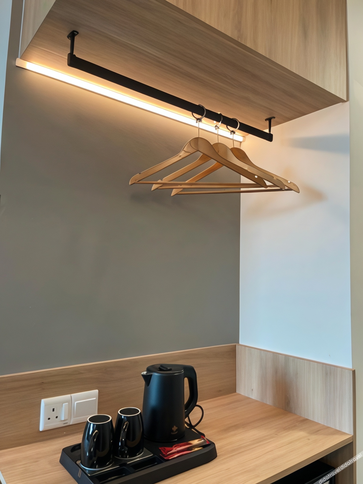 dj citi plaza hotel and suites