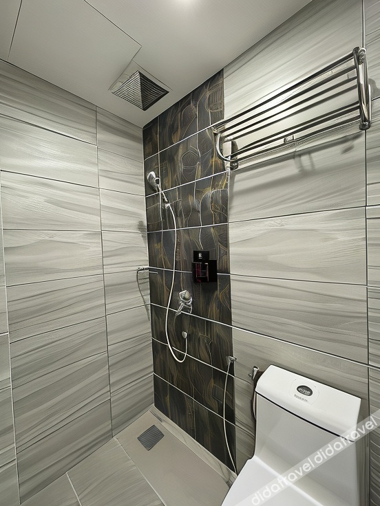 dj citi plaza hotel and suites