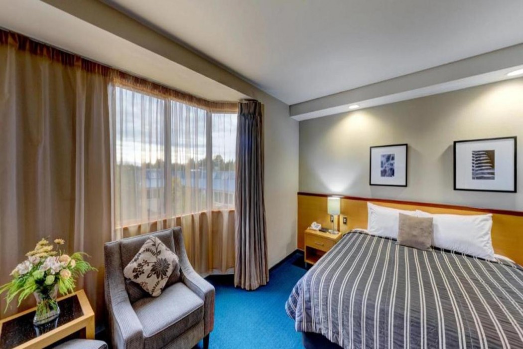 distinction luxmore hotel