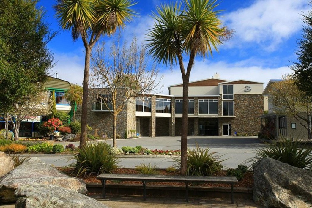 Distinction Luxmore Hotel,Te Anau>>Southland,4 star