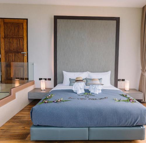 sky view luxury pool villa