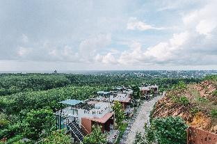 sky view luxury pool villa