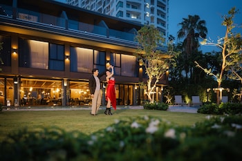 ten six hundred chao phraya bangkok by preference