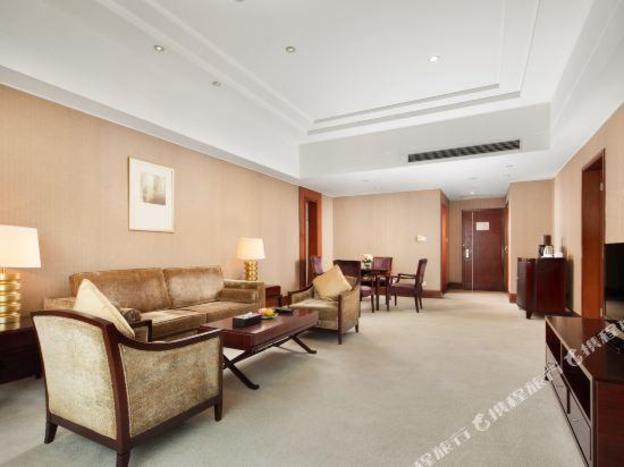 golden hotel