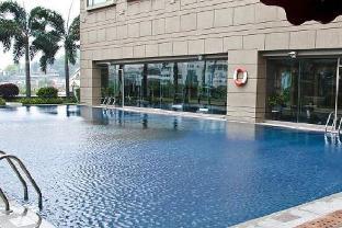 golden hotel