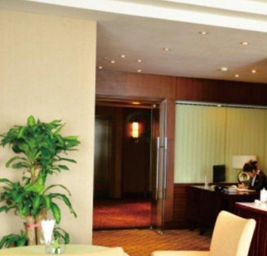 golden hotel