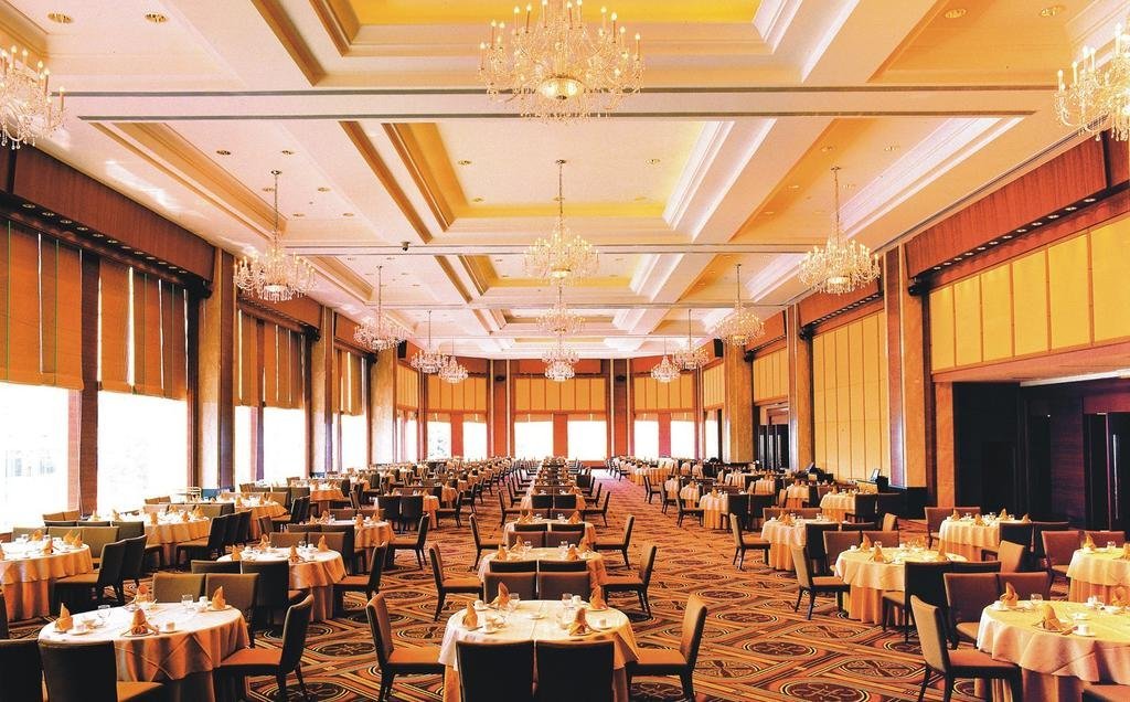 golden hotel