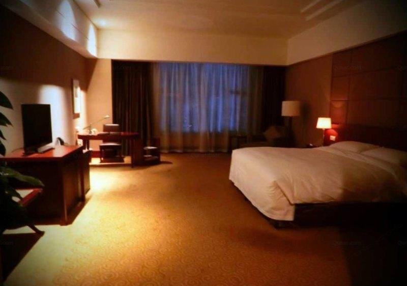 golden hotel