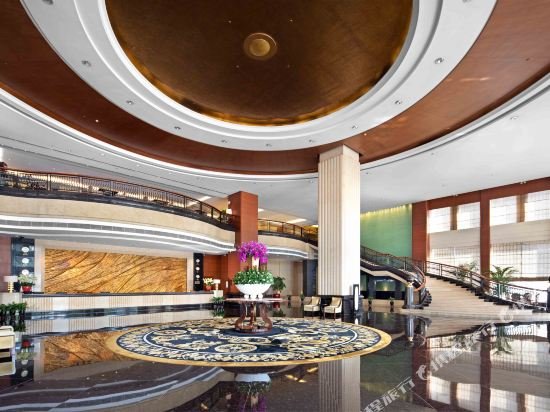 golden hotel