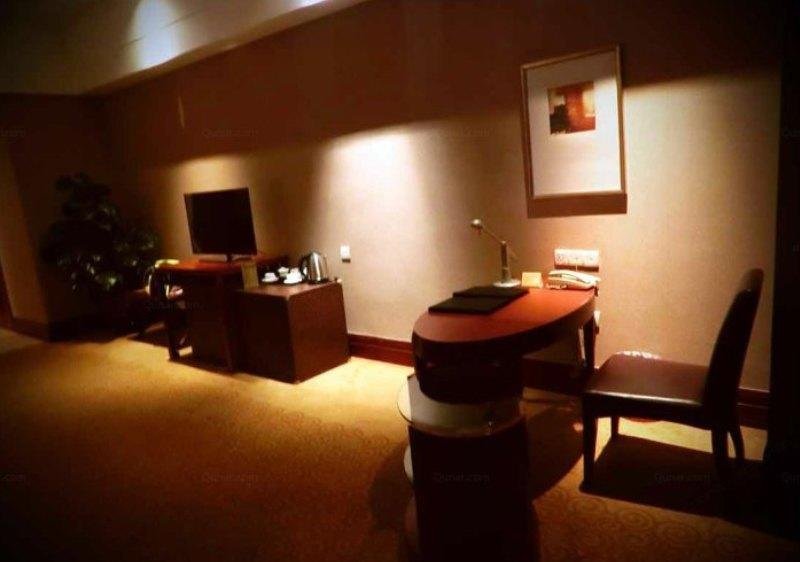 golden hotel