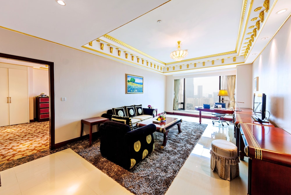 grand plaza hotel hanoi