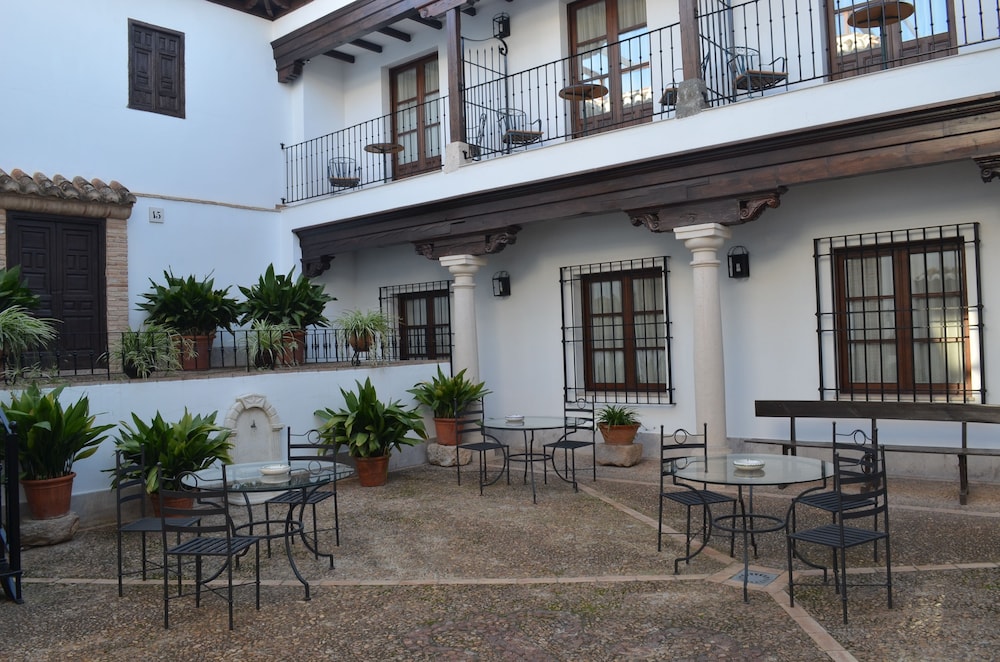 hospedium hotel retiro del maestre