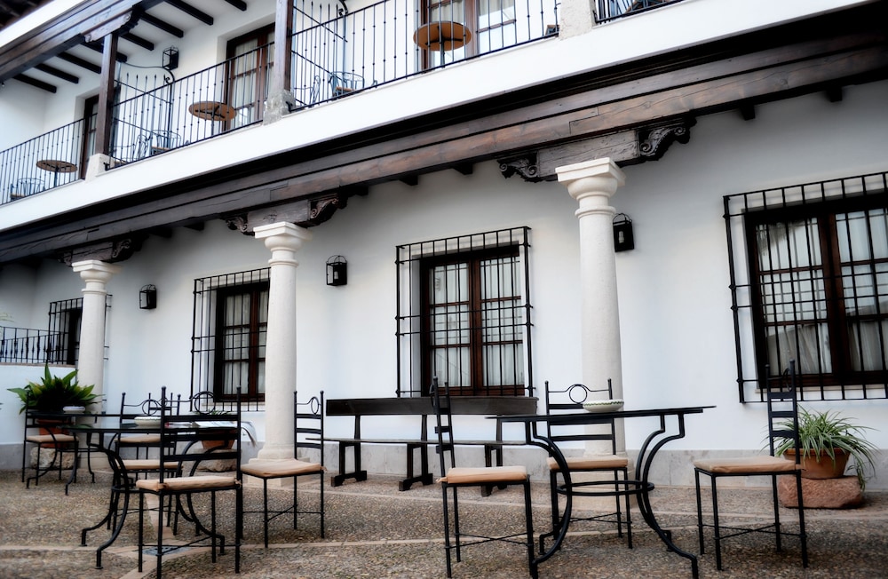 hospedium hotel retiro del maestre
