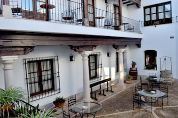 hospedium hotel retiro del maestre