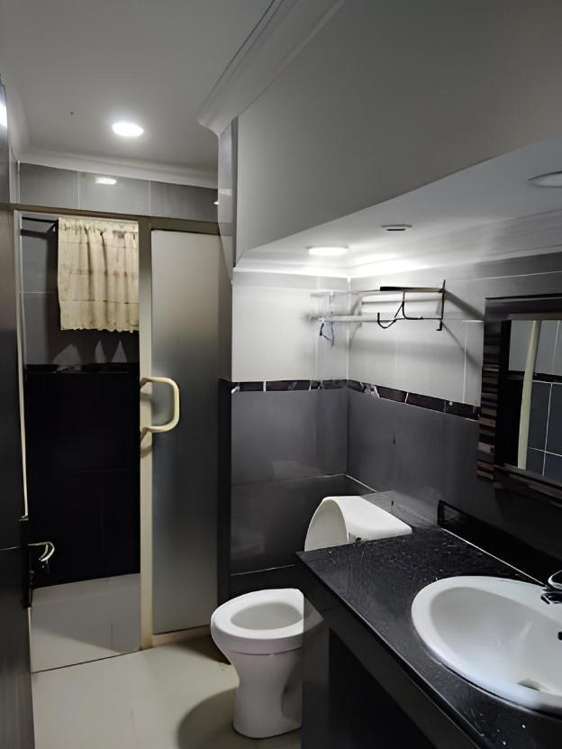 henry george hotel