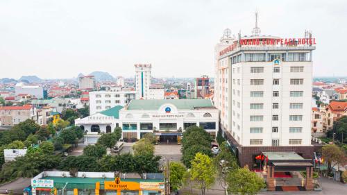 hoang son peace hotel
