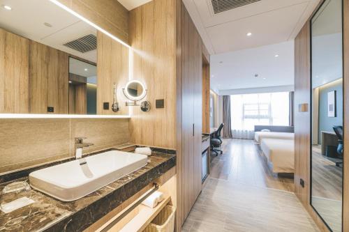 atour hotel nanjing xianlin avenue jinma road