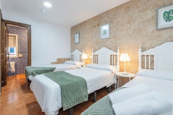 el nogal home hostel