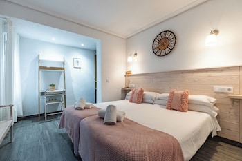 el nogal home hostel