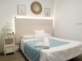 el nogal home hostel