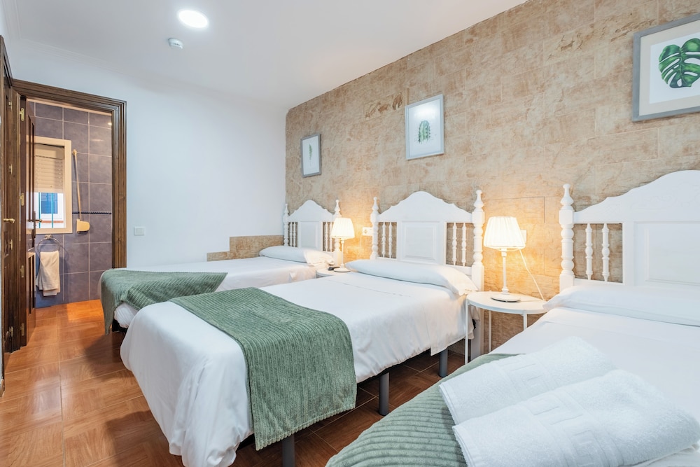 el nogal home hostel