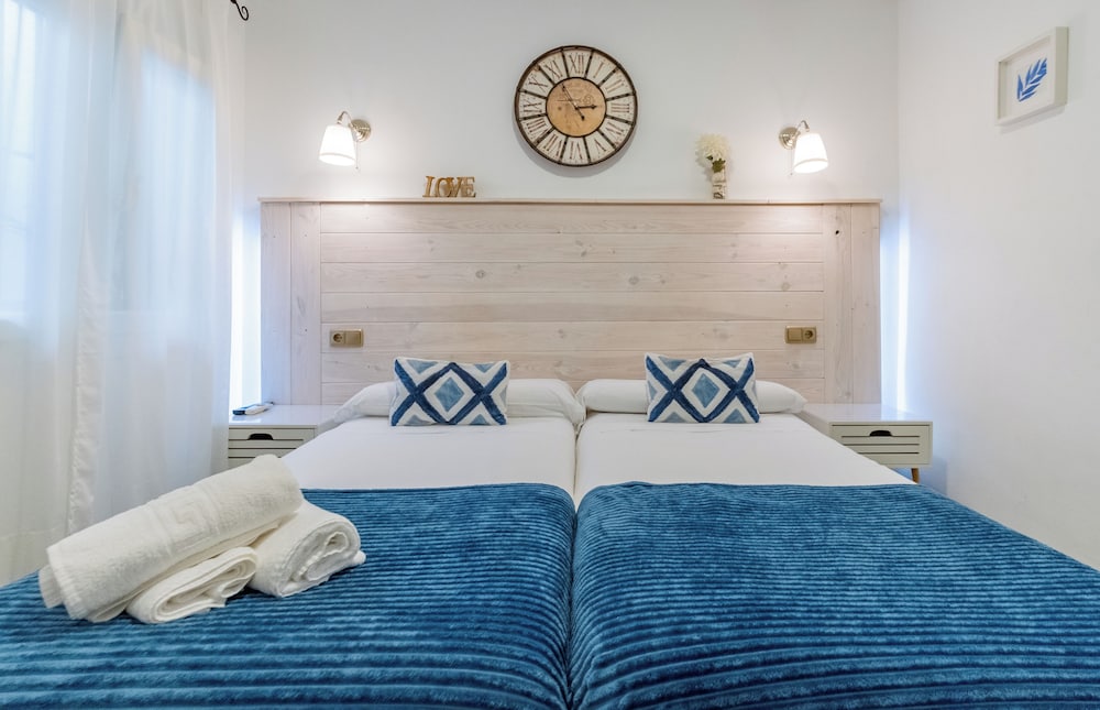 el nogal home hostel