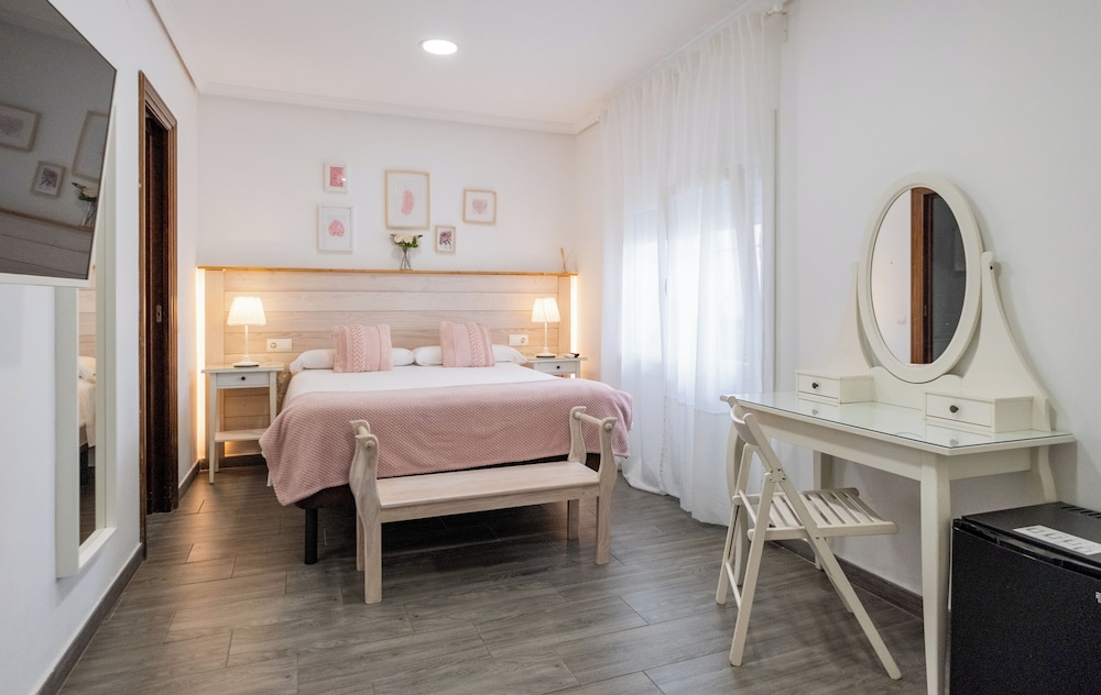 el nogal home hostel