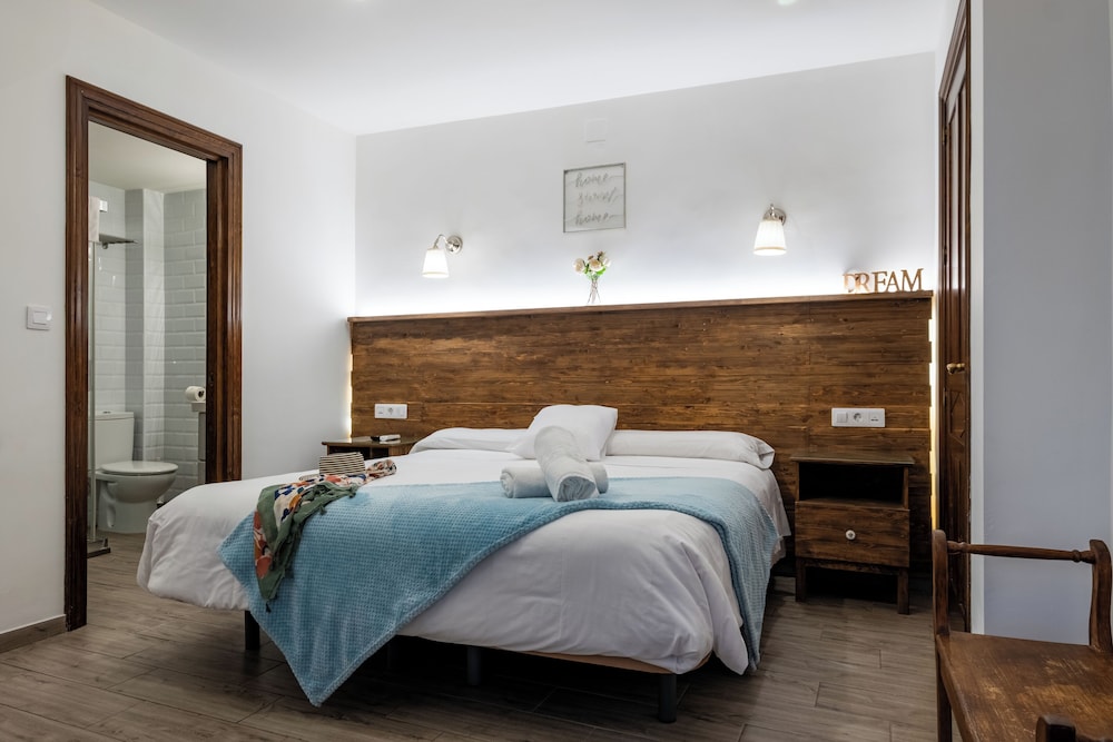 el nogal home hostel