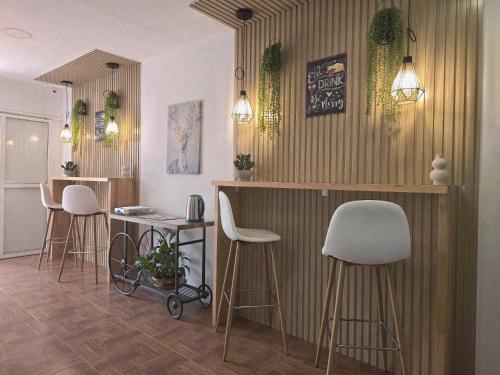 el nogal home hostel